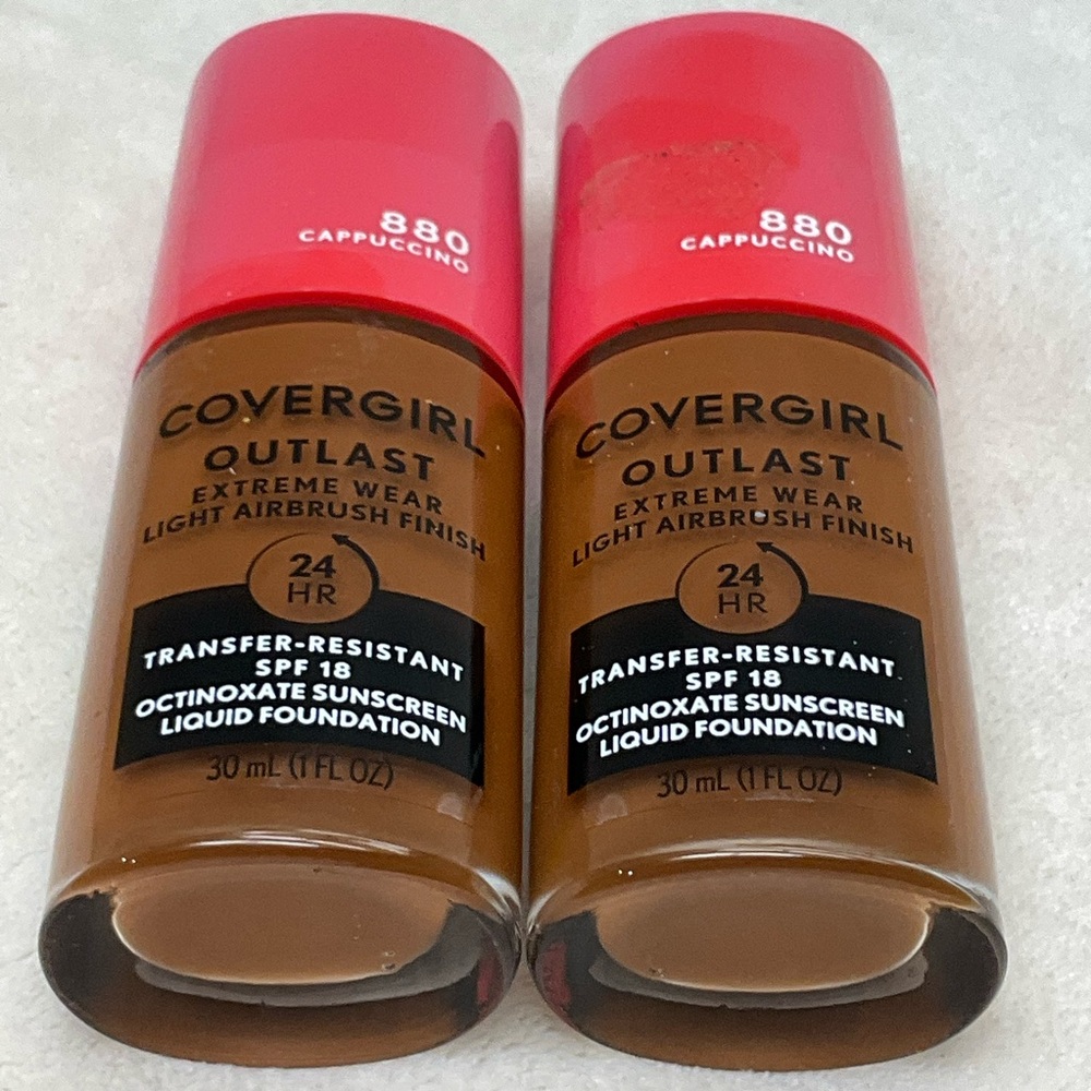 NEW COVERGIRL Outlast Extreme Wear Airbrush Finish Foundation Cappuccino 880